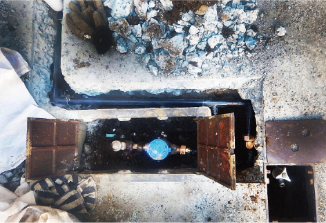 水道メーター・散水栓まわりに埋設給水管を新設